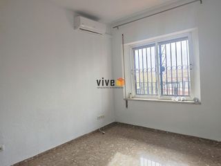Piso en alquiler en El Porvenir en Sevilla