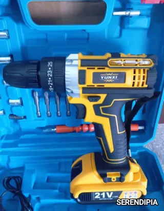 TALADRO ATORNILLADOR INALÁMBRICO.