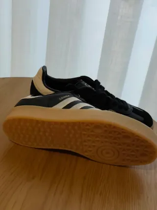 Zapatillas Adidas Samba Negras y Blancas