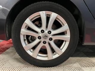 Renault Latitude 2011