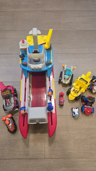 Barco Patrulla Canina con figuras
