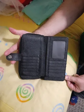 Cartera de mujer con estampado floral