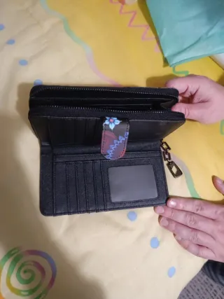 Cartera de mujer con estampado floral