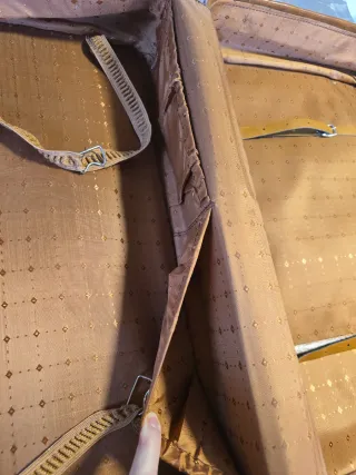 Maleta retro de piel vintage