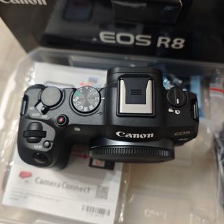 Canon EOS R8 Cuerpo Nueva