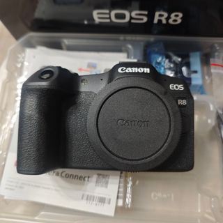 Canon EOS R8 Cuerpo Nueva