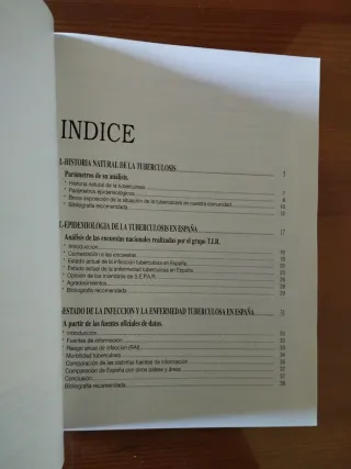 Libro de medicina Tuberculosis