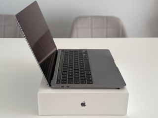 MacBook Pro M1 Prata/Cinza Espacial