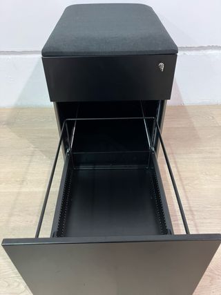 Puf cajonera con ruedas Ofita metalico