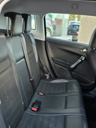 Peugeot 2008 1.6 Blue-HDi Allure ÚNICO DUEÑO