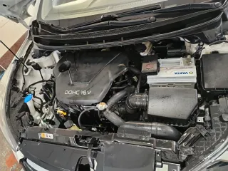 Hyundai Elantra - Etiqueta C - Motor cadena 132 CV