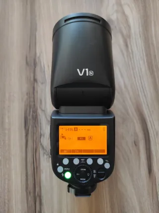 Flash Godox V1 para Nikon