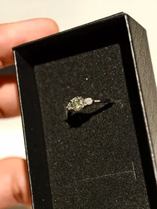 Anillo Moissanita Verde Pequeño Plata