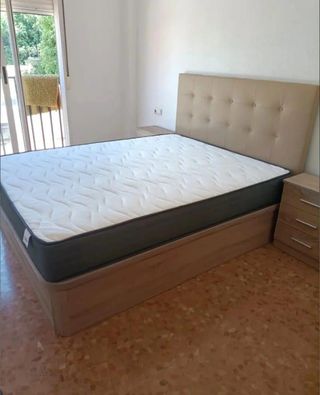 Canapé de madera con colchones Viscoelastica