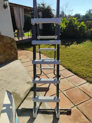 Escalera Piscina Intex Plástico Gris