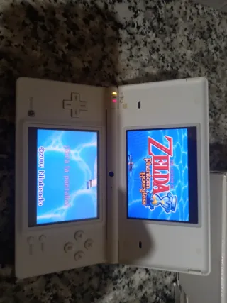 Nintendo DSi Blanca Completa