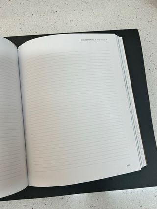 Mi diario de yoga (Spanish Edition)