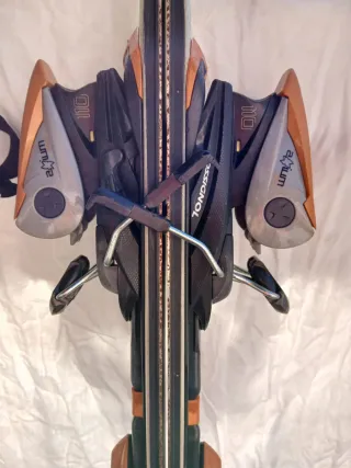 Sci da sci Rossignol con bastoncini