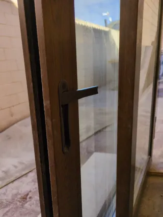 Ventana corredera con persiana