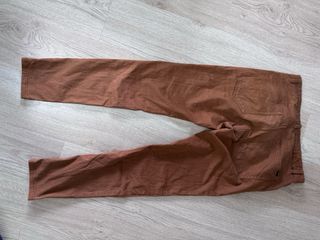 Pantalón Stradivarius marrón chico talla 42