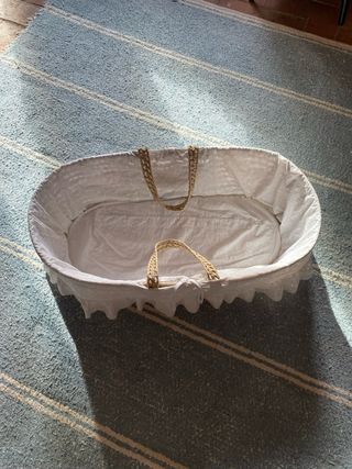 Moisés ratán / cuna de viaje