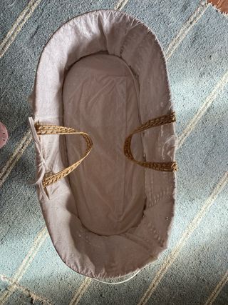 Moisés ratán / cuna de viaje