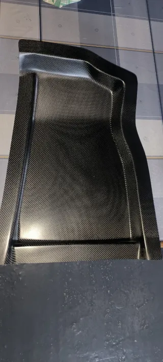 Reposapiés piloto carbono 100%