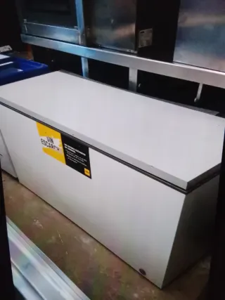 Congelador industrial blanco