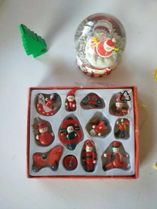 Lote Navidad bola cristal y figuras madera nuevas