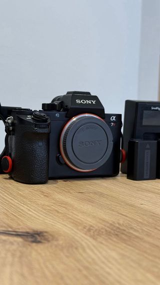 Sony A7R II + Baterías