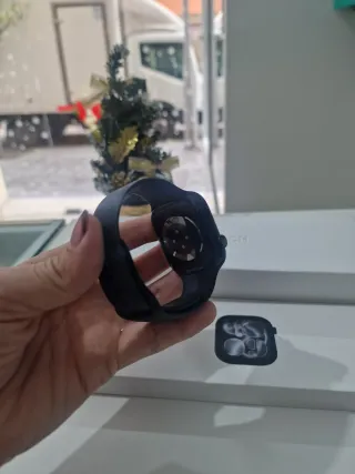 Apple Watch Serie 11 Negro-Cellular