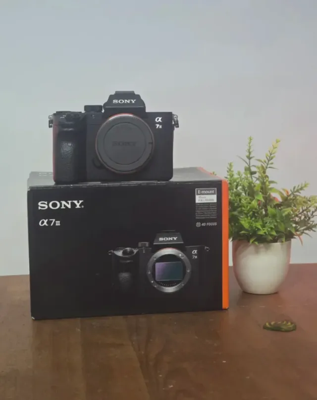 NUEVA Sony Alpha a7 III