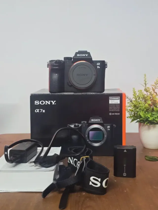 NUEVA Sony Alpha a7 III