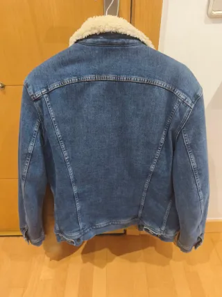 Chaqueta vaquera Lee con borrego