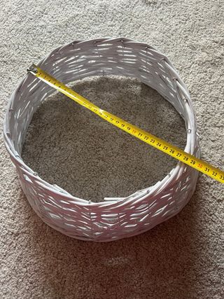 Pie de árbol Navidad mimbre blanco*