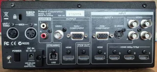 MESA DE MEZCLAS DIGITAL ROLAND V-4EX DE 4 PISTAS