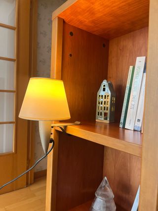 Lámpara de clip para estanterías,modelo Pascualina