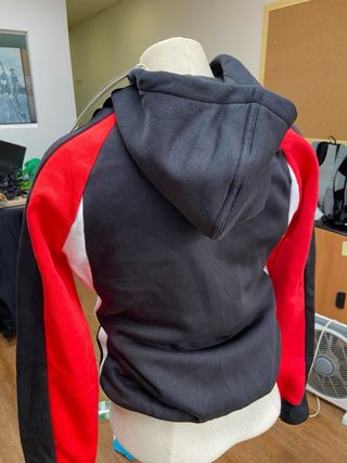 Camiseta y Sudadera Adidas Negra y Roja