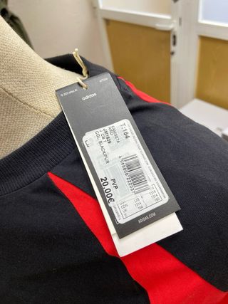 Camiseta y Sudadera Adidas Negra y Roja