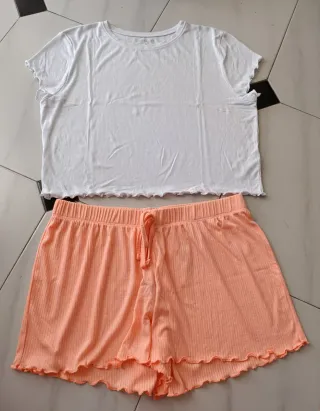 Pijama Talla 40/42/44 (da menos)