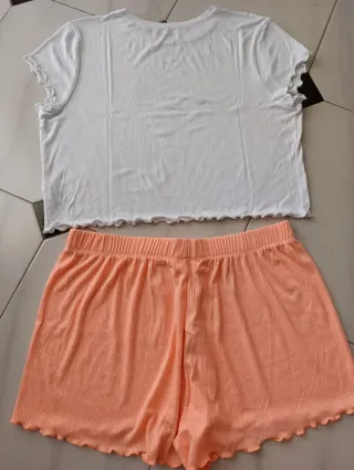 Pijama Talla 40/42/44 (da menos)