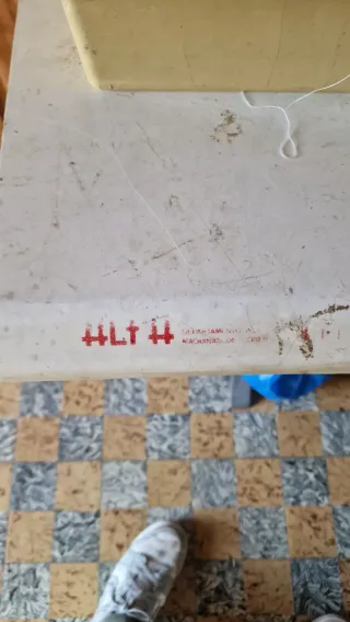 Máquina de coser Alfa