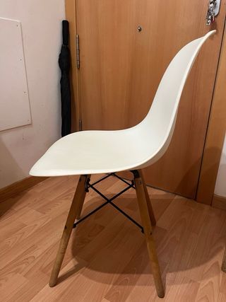 Sillas de comedor blancas y madera