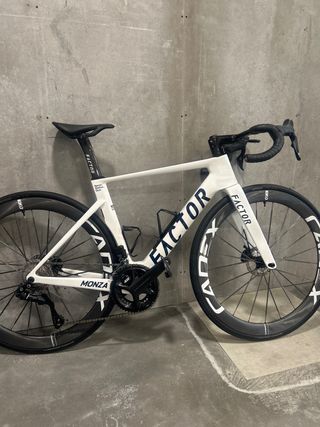 Cuadro Factor Monza T52+ grupo 105di2