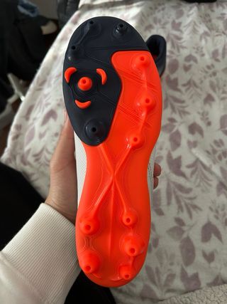 Botas de fútbol Talla 37. Nunca se han usado.