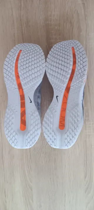 Nike Pegasus Premium.NUEVAS.Naranja Gris