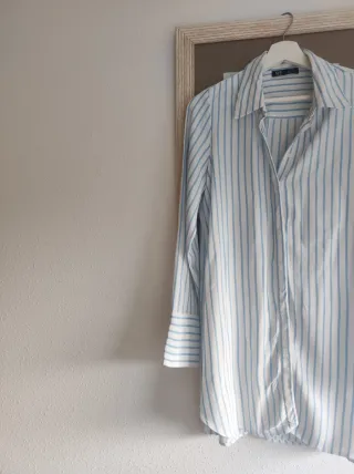 Camisa larga a rayas