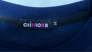 Sudadera CHIKLOKA azul marino con estampado