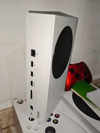 Xbox Series S Blanca con Mando