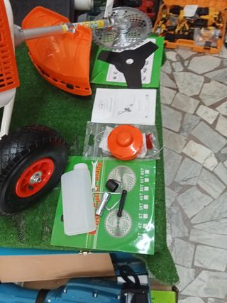Decespugliatore A.M.C. 63cc Carrozzella